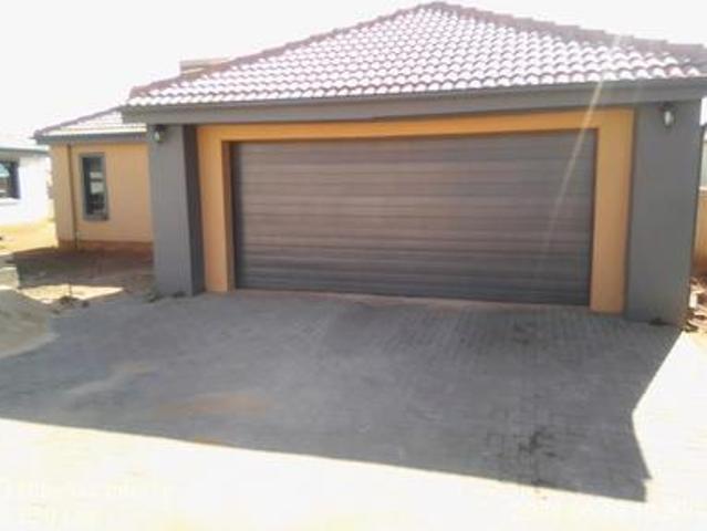House for sale in Akasia, Gauteng