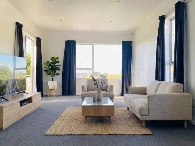House for rent in Awhitu