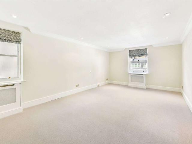Apartment for rent in Royal Borough of Kensington and Chelsea, Greater London