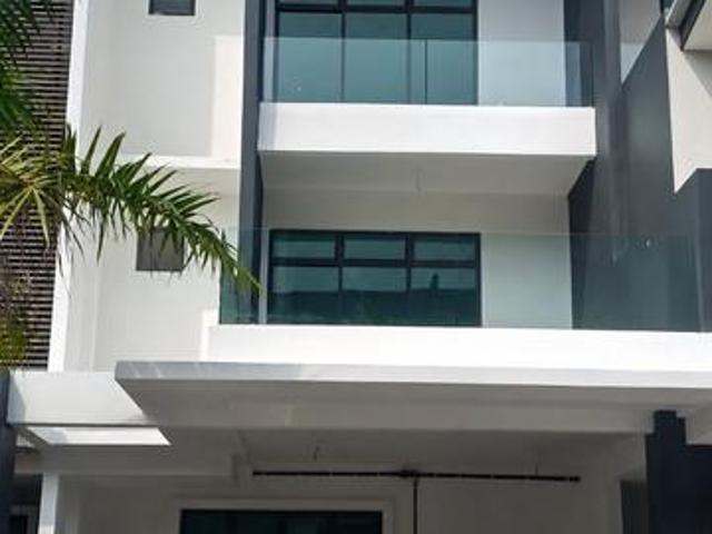 Terraced House for sale in Ujong Pasir, Malaka
