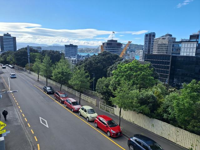 Apartment for rent in Paekākā, Wellington