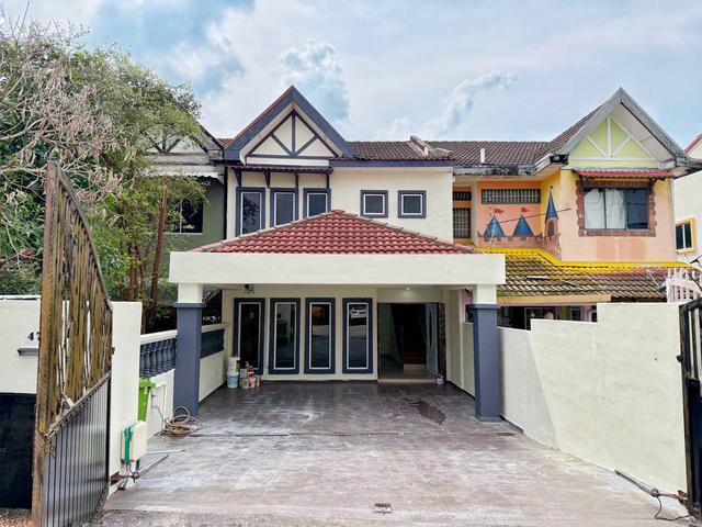 Terraced House for sale in Country Heights Damansara, Kuala Lumpur