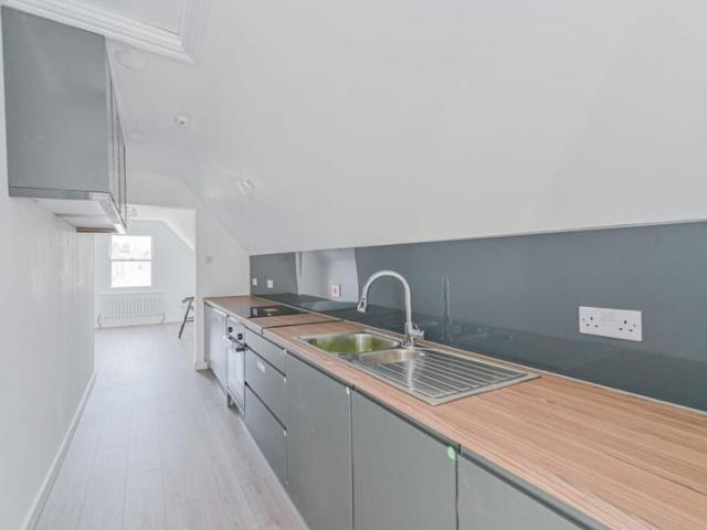 Apartment for rent in Streatham, Greater London