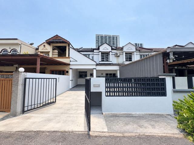 Terraced House for sale in Petaling, Subang Jaya