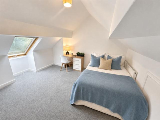 House for rent in Beckett Park, Headingley
