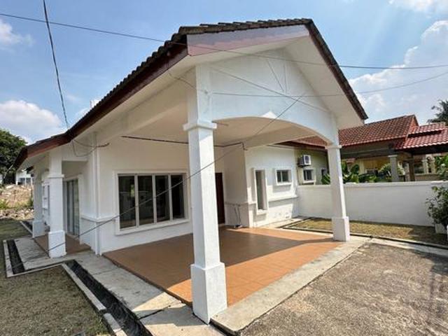 Residential House for sale in Tanjong Sepat, Selangor
