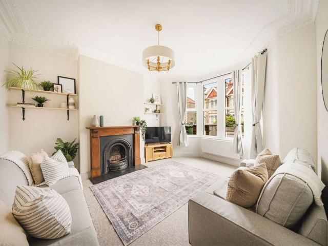 Room for rent in Kingswood, South Gloucestershire