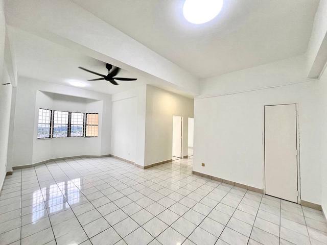 Apartment for sale in Petaling, Alam Impian