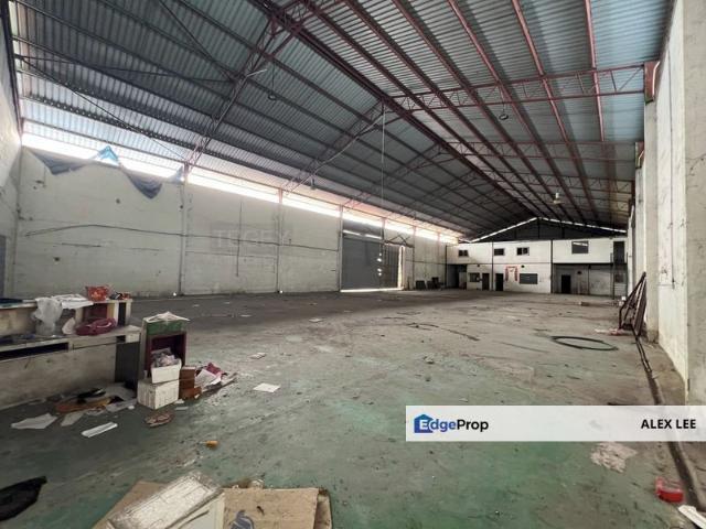 Warehouse for rent in Petaling, Alam Impian