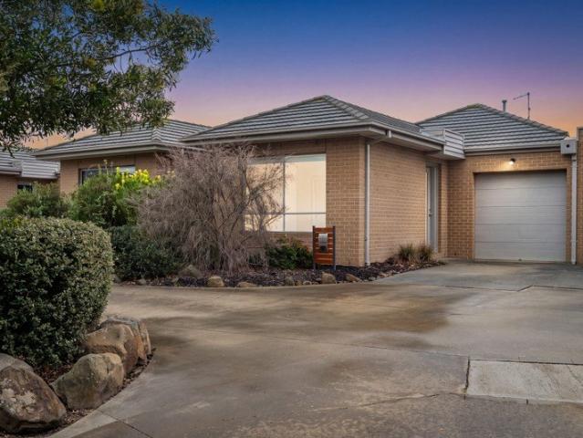 Townhouse for sale in Geelong, Victoria