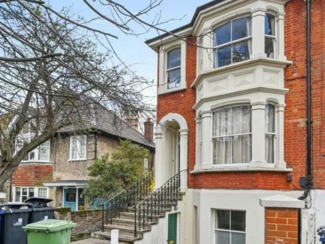 Apartment for rent in London Borough of Ealing, Greater London