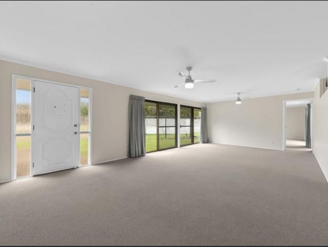 House for rent in Little Mountain, Sunshine Coast Regional