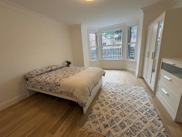 Apartment for rent in Clapham, Greater London