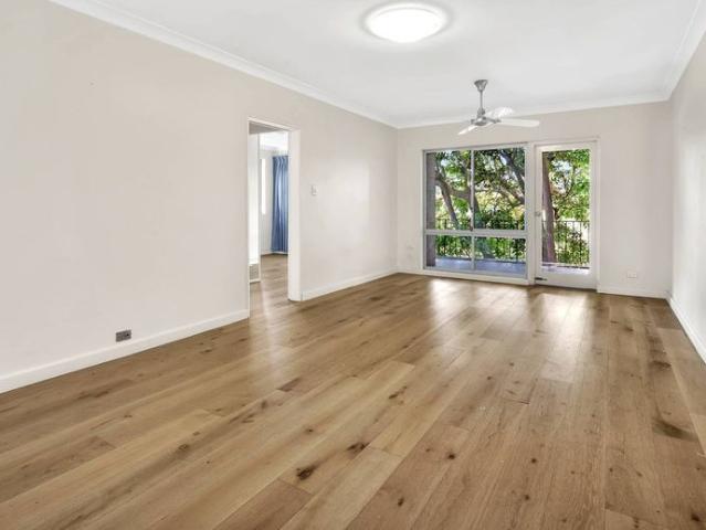 Apartment for rent in Lower North Shore, Sydney