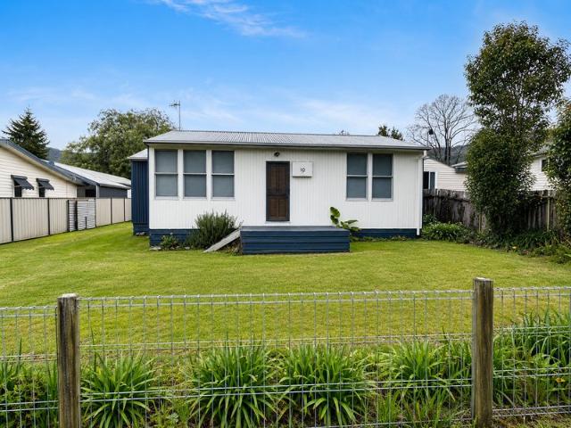 House for rent in Mount Beauty, Victoria