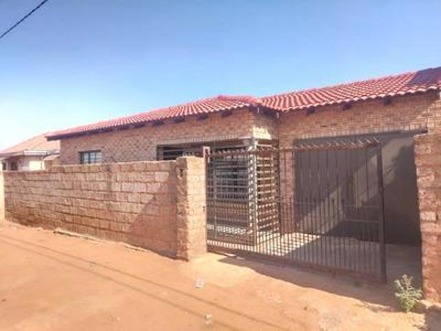 House for sale in Soweto, Gauteng
