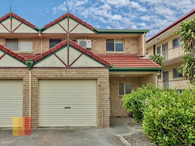 Townhouse for rent in Kedron, Greater Brisbane