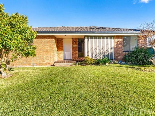 Villa for rent in Forster, New South Wales