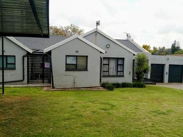 House for sale in Johannesburg, City of Johannesburg Metropolitan Municipality