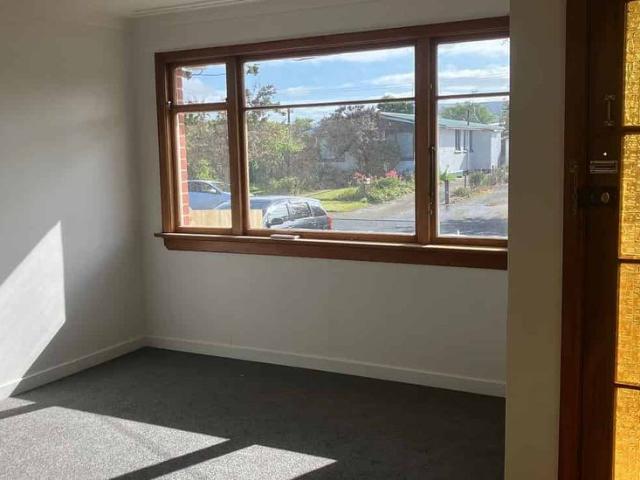 House for rent in Otakou