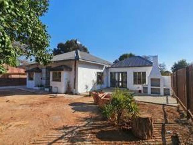 House for sale in Waterkloof, Gauteng