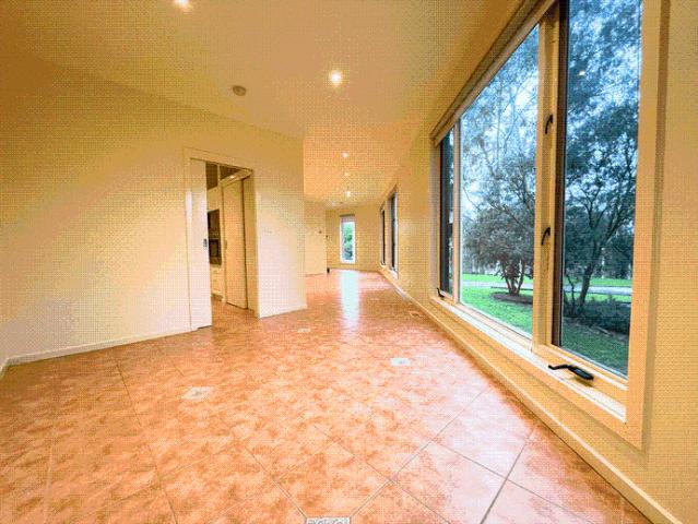 Townhouse for rent in Camerons Creek, Victoria