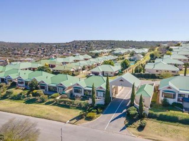 Townhouse for sale in Eastern Cape