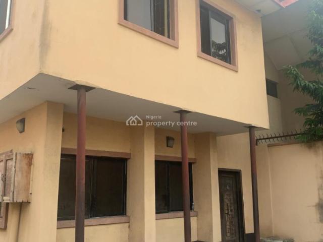 Duplex for rent in Eti Osa, Lagos