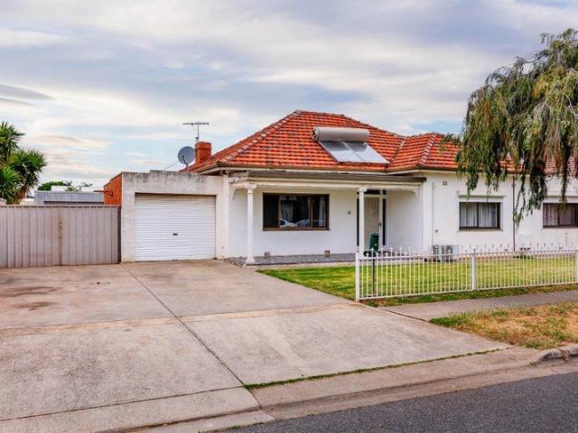 House for rent in Seaton, Adelaide