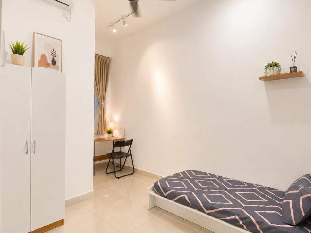 Room for rent in Wellesley, Penang
