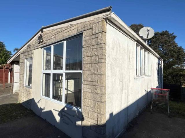 House for rent in Howick, Oroua County
