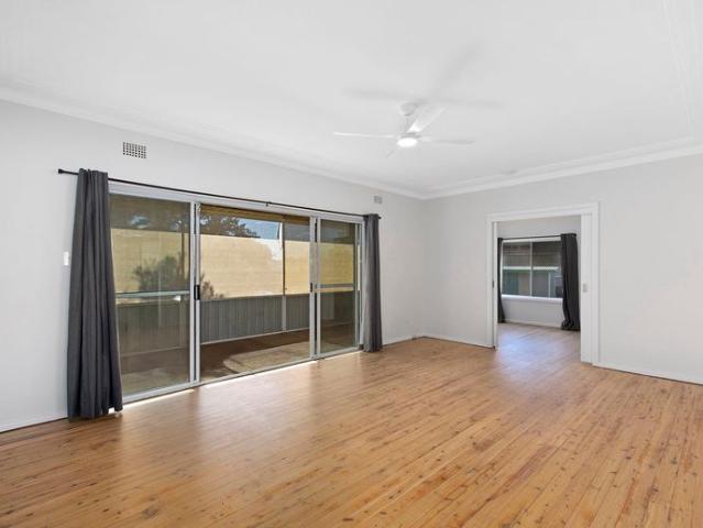 House for rent in Mannering Park, New South Wales