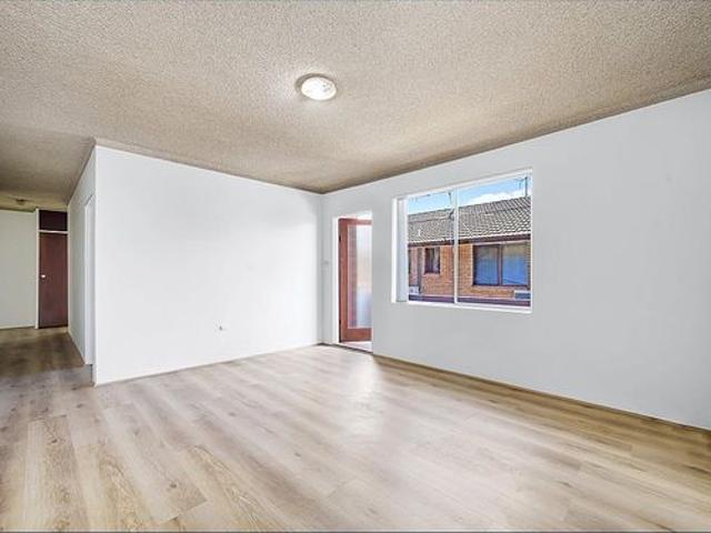 Apartment for rent in Carramar, Sydney