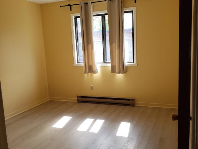 House for rent in Ahuntsic-Cartierville, Montréal