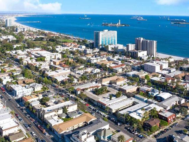 Apartment for rent in Long Beach, California