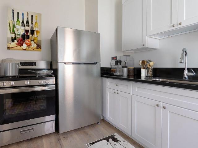 Apartment for rent in Canoga Park, California