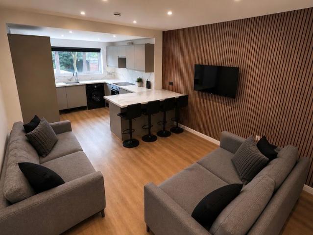 Apartment for rent in Beckett Park, Headingley