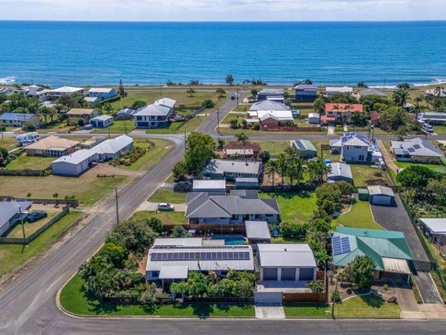 House for sale in Burnett Heads, Queensland