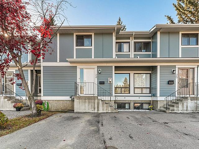 House for sale in Crossfield, Alberta