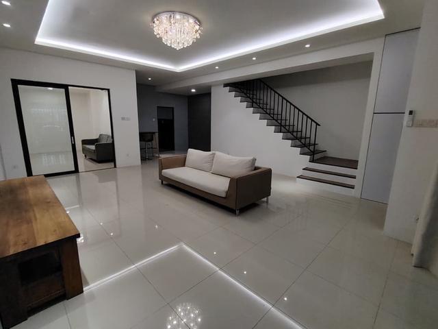 Terraced House for rent in Kuching, Bahagian Kuching