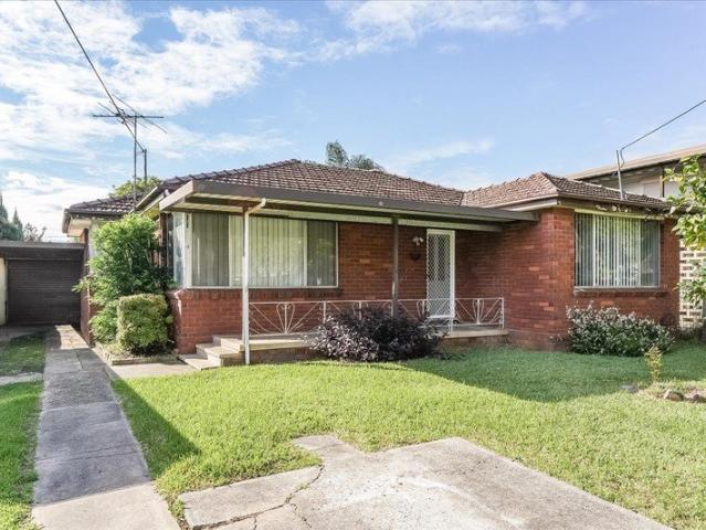 House for rent in Lurnea, Sydney