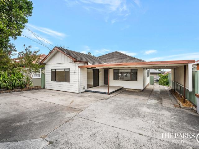 House for rent in Smithfield, New South Wales