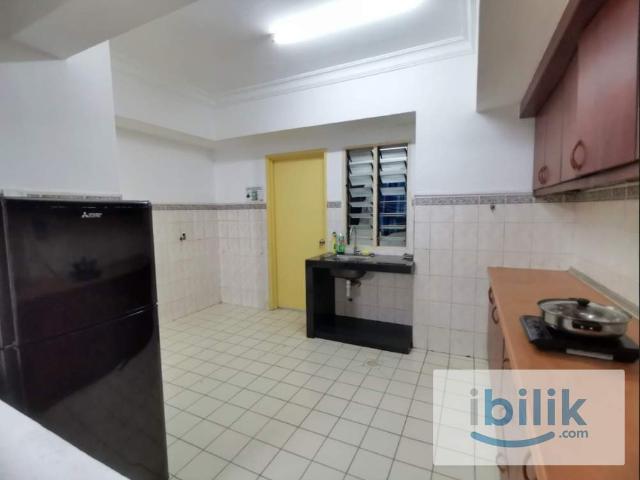 Room for rent in Country Heights Damansara, Kuala Lumpur