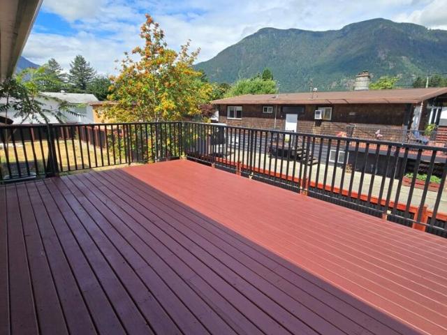House for rent in Hope, British Columbia