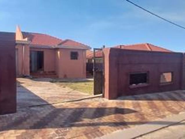 House for sale in Vosloorus, Gauteng