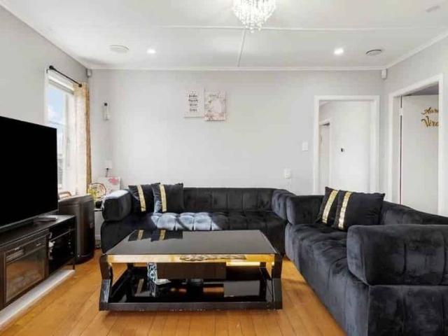 House for rent in Awhitu