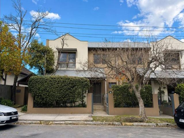 Townhouse for rent in Sydney, New South Wales