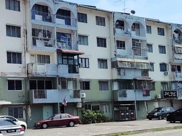 Apartment for sale in Malaka