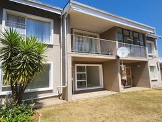 Apartment for sale in Mohlakeng, Gauteng
