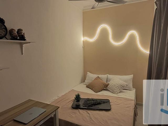 Room for rent in Taman Cheras, Kuala Lumpur